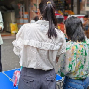 中国人寿福州收展第一营销服务部开展“保险服务进社区，共筑美好新生活”活动