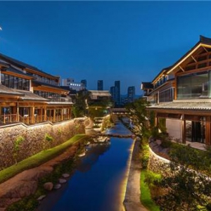 老街新貌 邀你跨年丨天台夜游新地标等你来“赭”里！