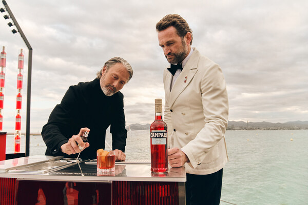 Mads Mikkelsen unveils his Negroni twist at Campari’s Hyde Beach event during the 78th Cannes Film Festival, May 17, 2025. Mads Mikkelsen unveils his Negroni twist at Campari’s Hyde Beach event during the 78th Cannes Film Festival, May 17, 2025.
