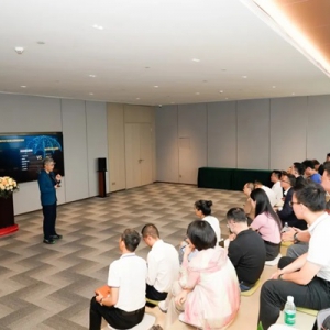 前沿碰撞・共启未来 | 华海金融创新中心 “AI 驱动的企业数字化革命” 主题沙龙圆满落幕