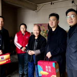 雷锋精神志愿服务行动助力社区金融关怀与防诈骗教育