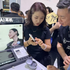 AI硬件实战时代来临：从模型竞赛到场景落地的产业变革