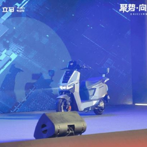 立马发布智能大动力电动车新品 自平衡技术引领行业变革