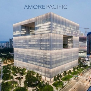 悦诗风吟绿茶玻尿酸系列打造自然水光肌护肤方案