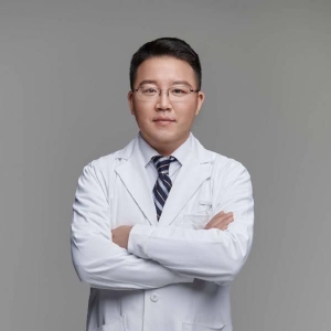 朝天鼻成因分析与矫正修复方法详解