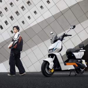 新日梦想5全能悍将上市，科技外观动力强劲引领骑行新潮流