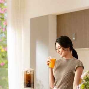 BRUNO原汁机110mm大口径免切整投，180牛米强劲扭力榨取98%纯果汁