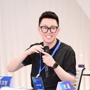 医学硕士皮肤科专家章洪智：十年临床经验打造个性化美肤方案