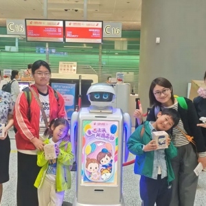 东航智能机器人