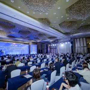 让时间见证卓越！箭牌瓷砖五年蝉联“瓷砖十大品牌”榜单，书写品牌传奇